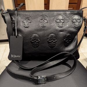 IOpelle Italia Black Leather Skull Embossed Crossbody Bag